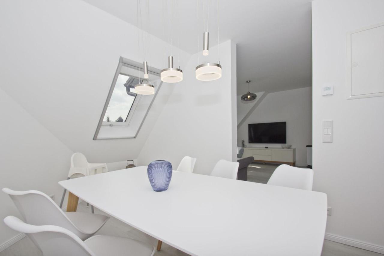 Gratis Nutzung Vom Ahoi Erlebnisbad Und Sauna In Sellin - Haus Inselwind Fewo Meerwellen Groß Zicker Esterno foto